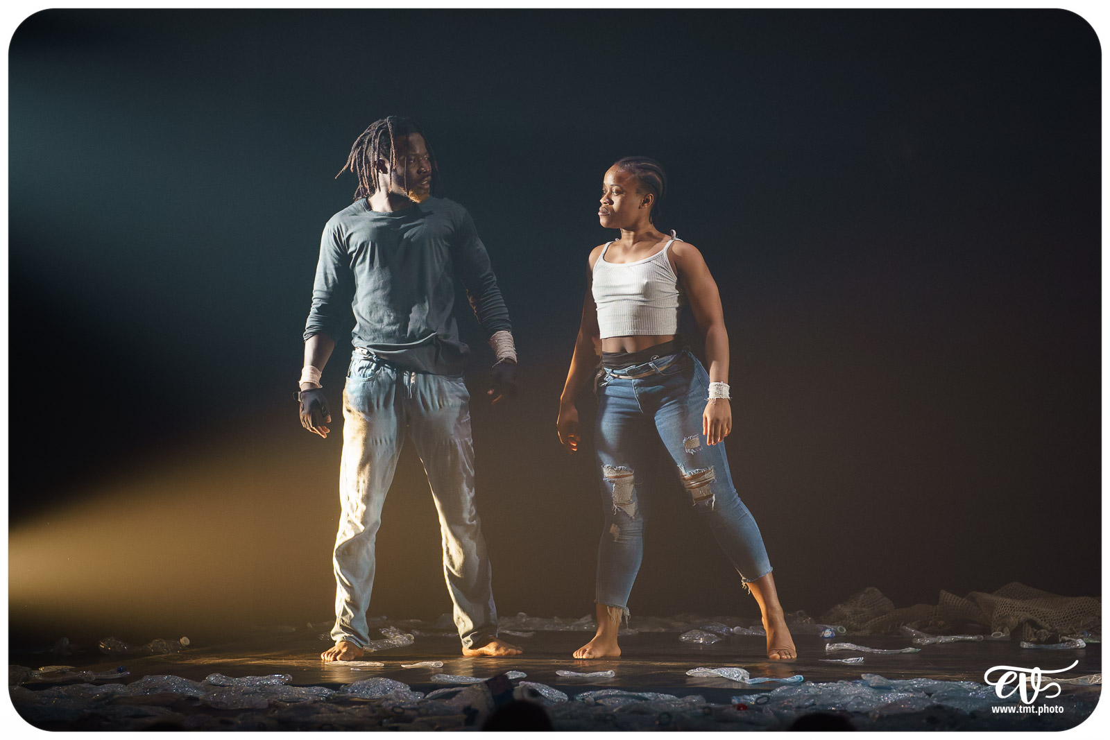 YÉ ! (L'EAU) (CIRCUS BAOBAB)